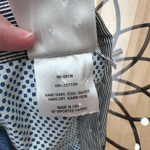 Super Adorable Finley Button Up Top EUC L Large - Picture 10 of 10